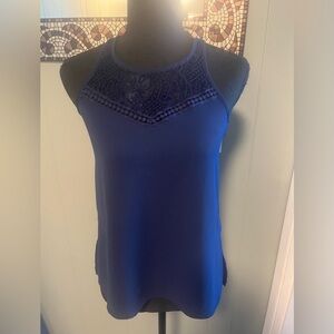Women’s Blue iZ Byer flowy lace tank top
